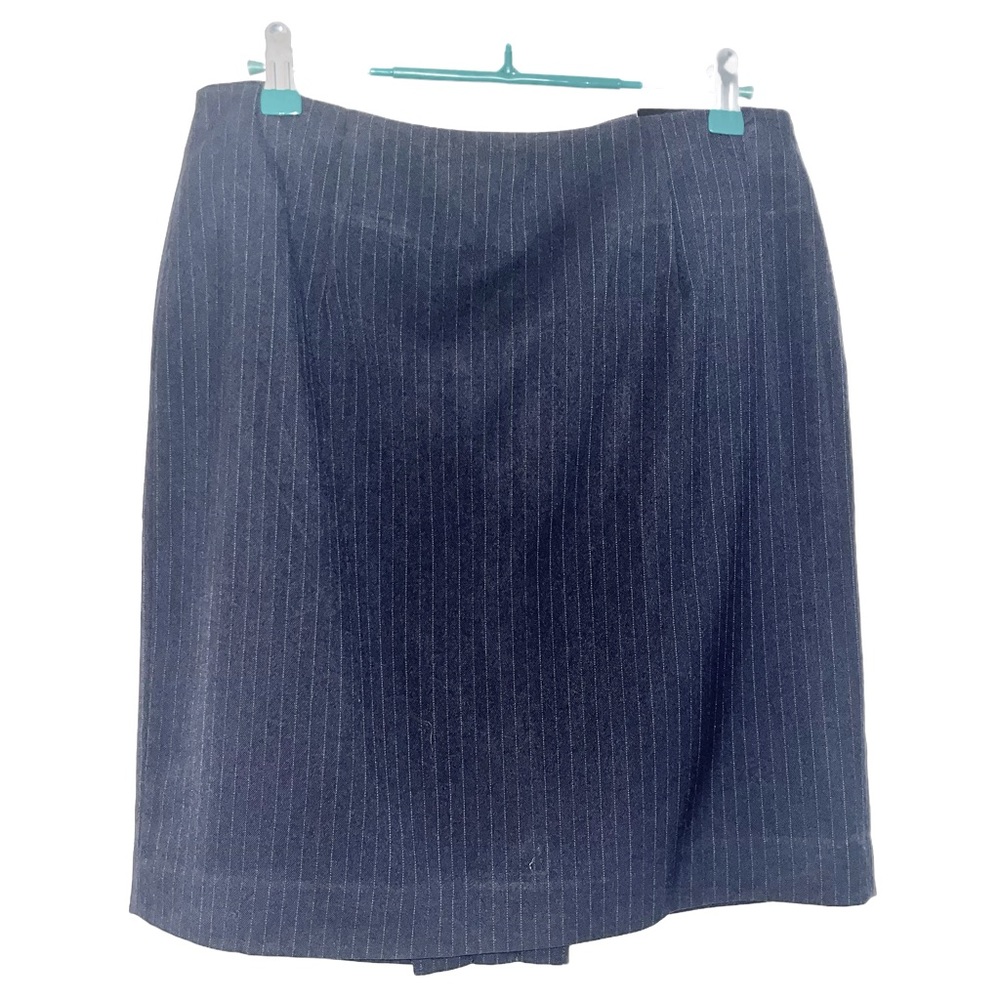 Banana Republic Navy Pin stripe knee length pencil skirt